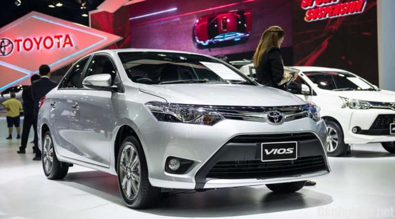 Toyota Vios giảm giá khủng, xuống dưới mức 500 triệu đồng. Theo một nhân viên đại lý Toyota, Vios E số sàn hiện có giá bán chỉ 489 triệu đồng. (CHI TIẾT)