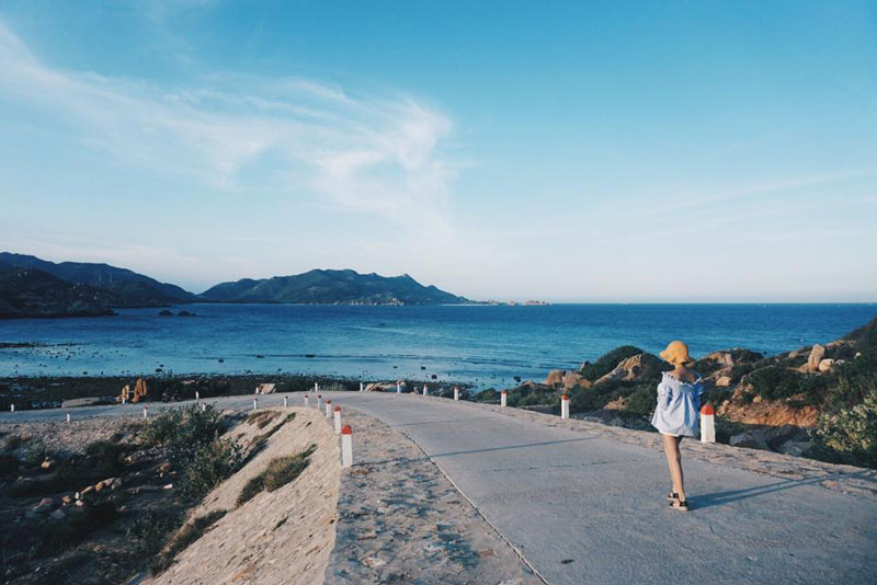 Sở dĩ đảo Bình Ba được du khách yêu thích là nhờ có phong cảnh đẹp cùng những bãi cát trắng trải dài. Ảnh:Soo Sun.