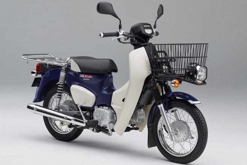 Honda Super Cub 2018 ra mắt với giá từ 46,17 triệu đồng. Nhân dịp cán mốc 100 triệu chiếc, Honda đã ra mắt Super Cub 2018 tại thị trường Nhật Bản với giá khởi điểm 232.200 Yen (tương đương 46,17 triệu đồng). (CHI TIẾT)