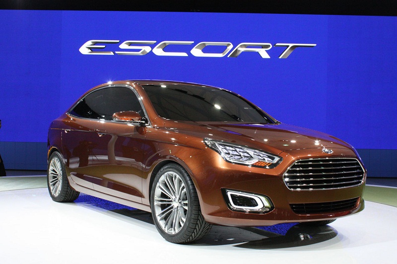 8. Ford Escort (doanh số: 35.393 chiếc).