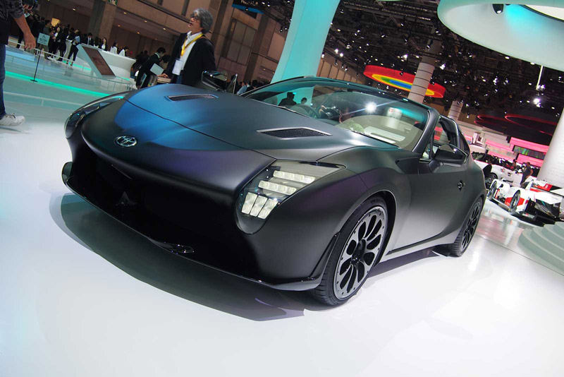 Hiện tại, Toyota chưa hé lộ chi tiết về động cơ của GR HV Sports Concept. Được biết, mẫu coupe thể thao này sử dụng động cơ 4 xi lanh và động cơ điện. 