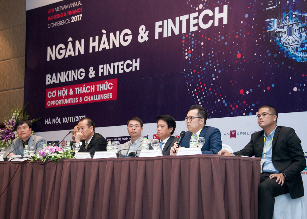 Ông Phùng Duy Khương chia sẻ về việc hợp tác giữa VietinBank và Fintech