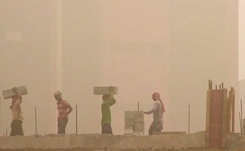 Ô nhiễm không khí ở New Delhi. Ảnh: NDTV.
