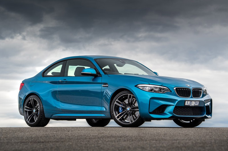 =2. BMW M2 2018 (thời gian tăng tốc từ 0-100 km/h: 4,1 giây).