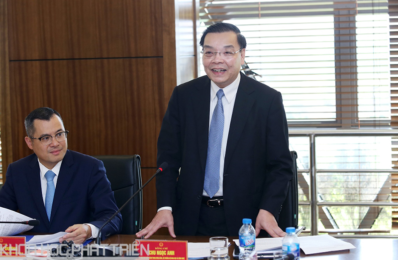 Bộ trưởng Chu Ngọc Anh phát biểu tại buổi làm việc.
