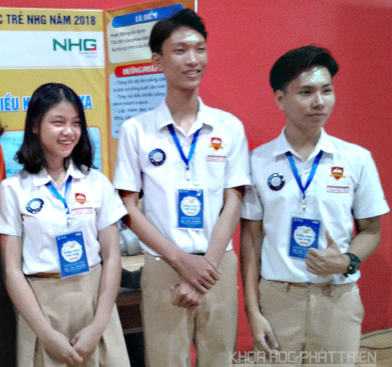 Nhóm nghiên cứu của Trường iSchool Ninh Thuận