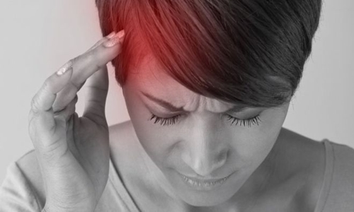 Chứng đau nửa đầu có xu hướng ảnh hưởng đến phụ nữ nhiều hơn nam giới. Ảnh: Getty.