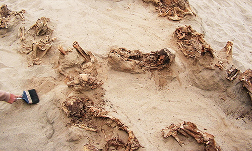 Mộ trẻ em tập thể được phát hiện ở Peru. Ảnh: National Geographic.