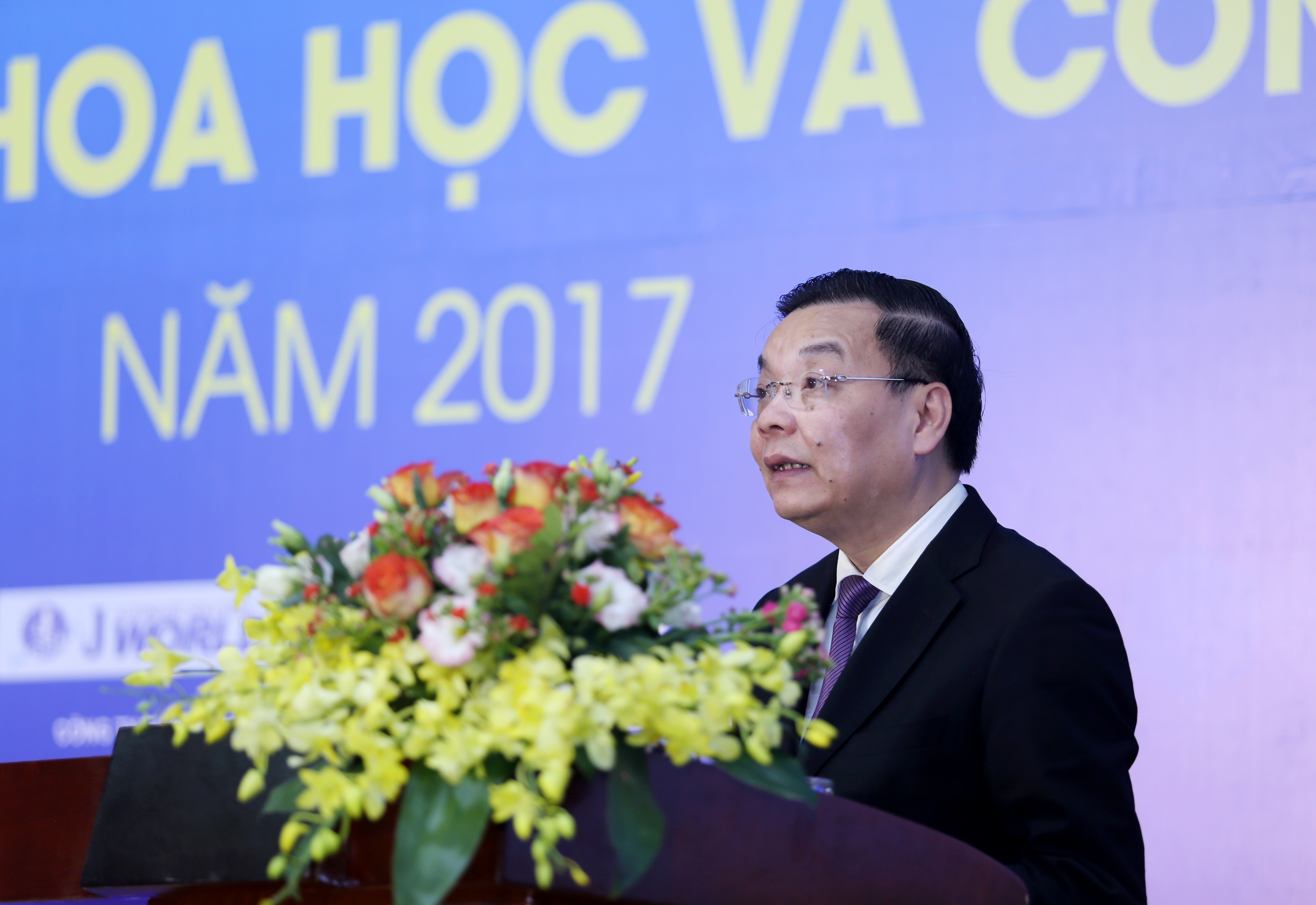 Bộ trưởng Bộ Khoa học và Công nghệ Chu Ngọc Anh phát biểu tại Lễ Trao Giải và phát động Giải thưởng báo chí về KH&CN năm 2018. Nguồn ảnh:  CESTC 