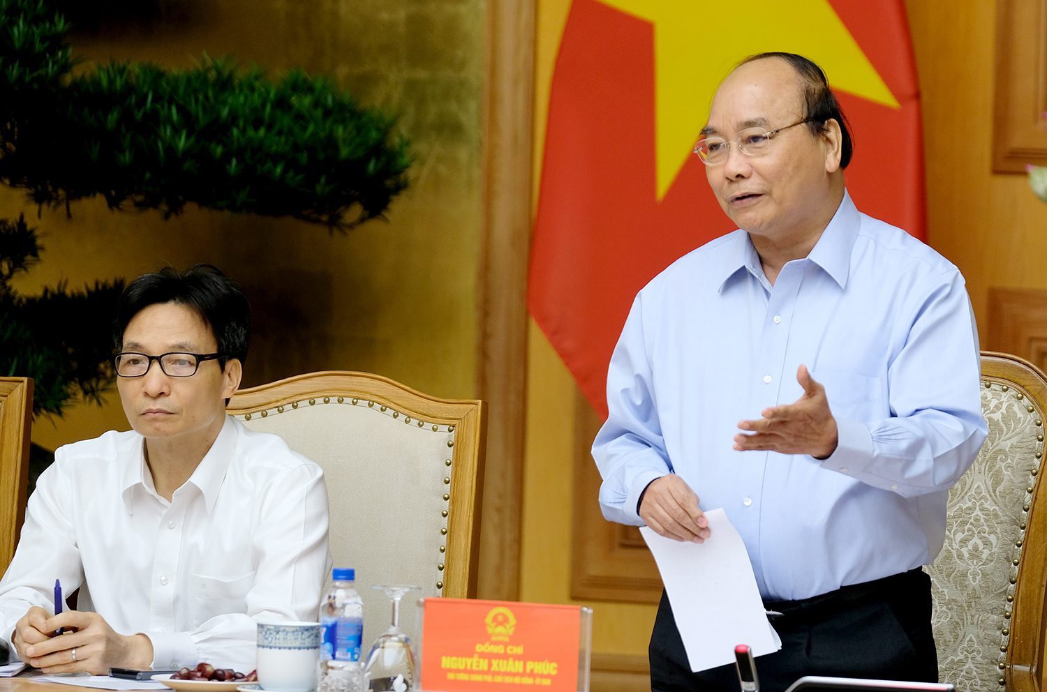 Thủ tướng Nguyễn Xuân Phúc đề nghị sớm đưa vào chương trình giảng dạy của các trường vấn đề khởi nghiệp một cách sâu sắc và thực tế hơn. Ảnh: VGP/Quang Hiếu