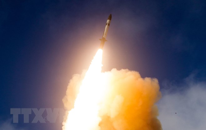 Tên lửa đánh chặn SM-3 Block IIA được phóng thử từ California, Mỹ. (Nguồn: Missile Defense Agency/TTXVN)