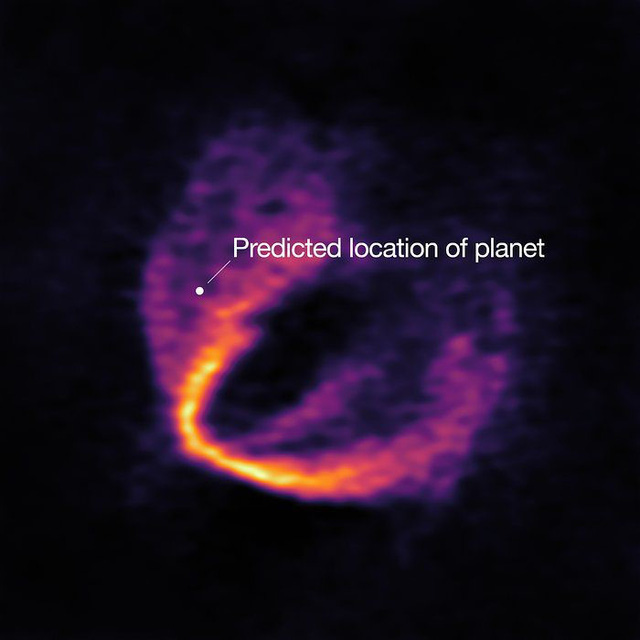 Dự đoán vị trí của hành tinh - Ảnh từ ESO, ALMA (ESO/NAOJ/NRAO)