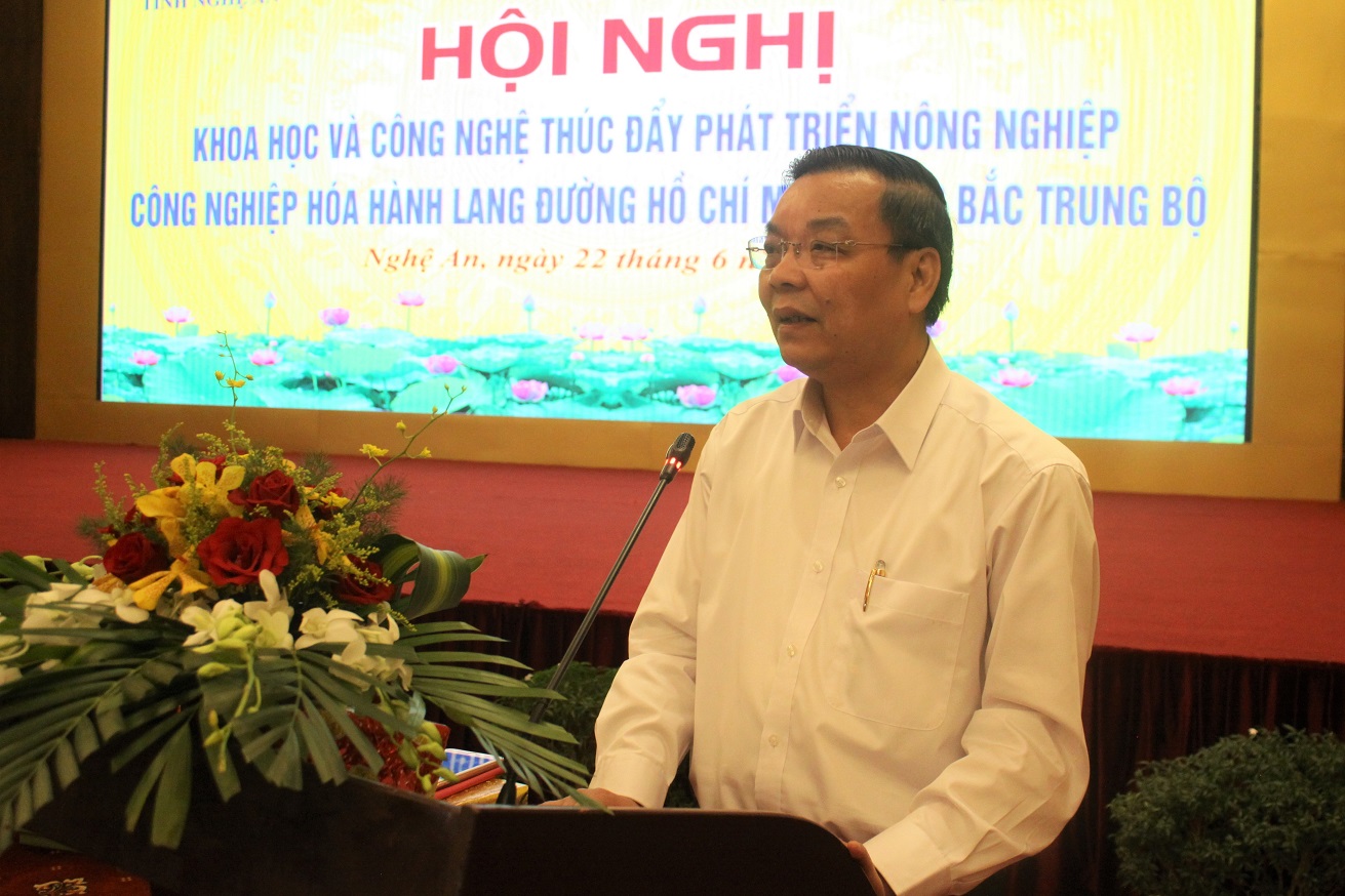 Bộ trưởng Bộ KH&CN Chu Ngọc Anh trao đổi tại Hội nghị. Ảnh: TTTT Khoa học công nghệ