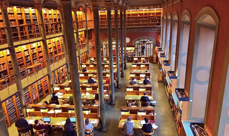 Tại thư viện quốc gia Thụy Điển, những nhà đàm phán mong muốn thúc đẩy truy cập mở để thoát khỏi cảnh trả phí thuê bao cho nhà xuất bản Elsevier. Nguồn: Nature