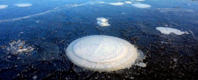 Hình ảnh những hồ thermokarst tại Bắc cực đang hình thành - Ảnh: Science Alert