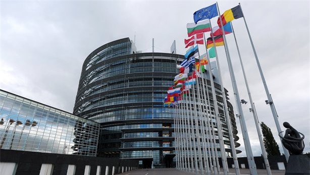 Nghị viện Châu Âu đề xuất cấm hoàn toàn đồ nhựa dùng một lần vào năm 2021 - Ảnh 1.