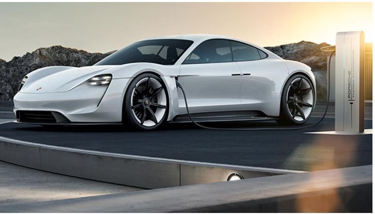 Bộ sạc mới của Porsche và BMW nhanh gấp 3 lần Tesla. Ảnh: Digital Journal. 