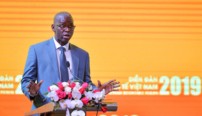 Ông Ousmane Dione - Giám đốc quốc gia Ngân hàng Thế giới tại Việt Nam (WB) tại Diễn đàn Kinh tế Việt Nam 2019