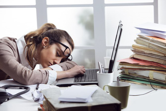 Với nhiều người, dậy sớm có thể không hề tốt cho công việc và sức khỏe - ảnh minh họa từ internet