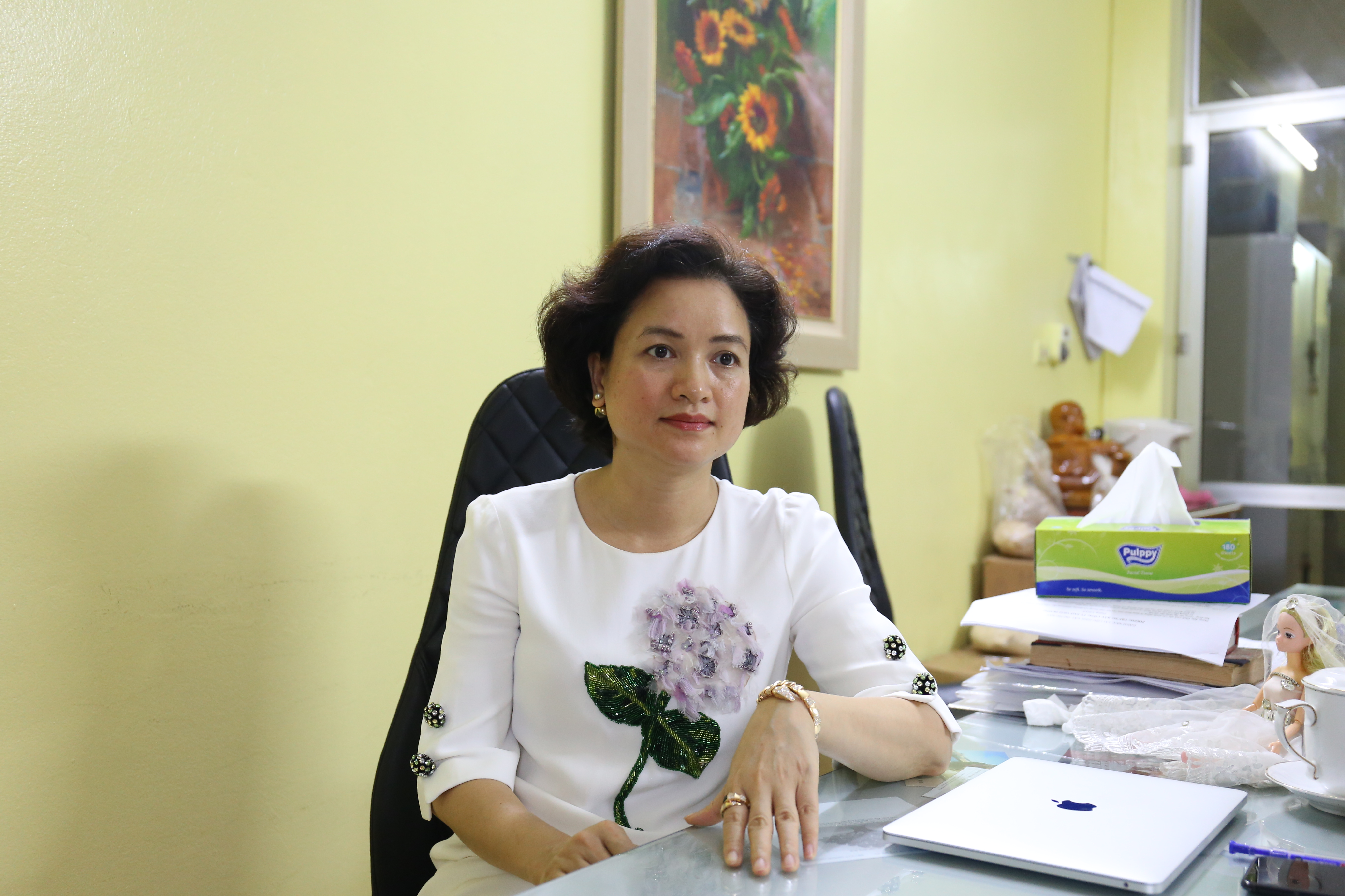Chị Nguyễn Thị Hương Liên, Phó tổng giám đốc, đồng sáng lập công ty Sao Thái Dương. Ảnh: Bảo Như