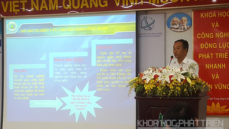Ông Phạm Văn Xu giới thiệu một số gói hỗ trợ doanh nghiệp của Sở KH&CN TPHCM
