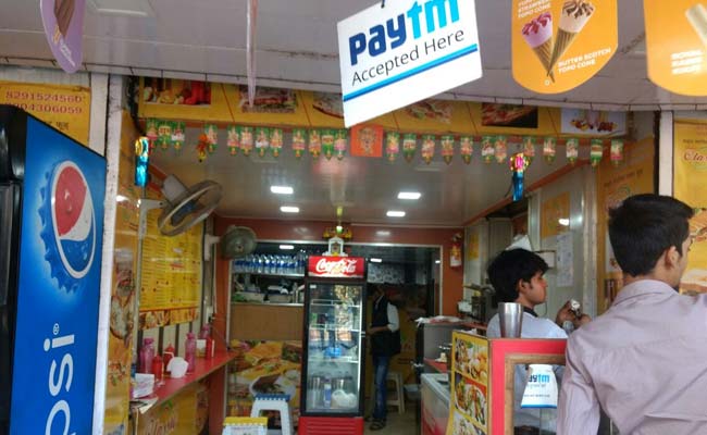 Chỉ một cửa hàng tạp hóa nhỏ ở Ấn Độ cũng cho phép thanh toán bằng thẻ. Ảnh: ndtv.com. 
