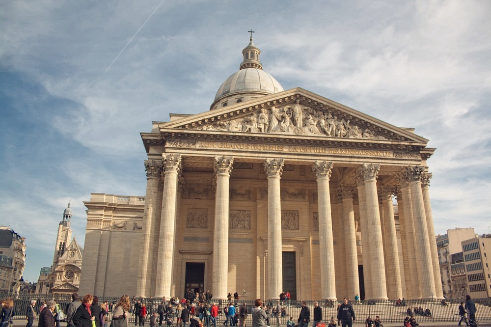 Điện Panthéon, nơi lưu giữ thi hài của những danh nhân đã làm rạng danh nước Pháp. Ảnh: Juanedc.com/Flickr