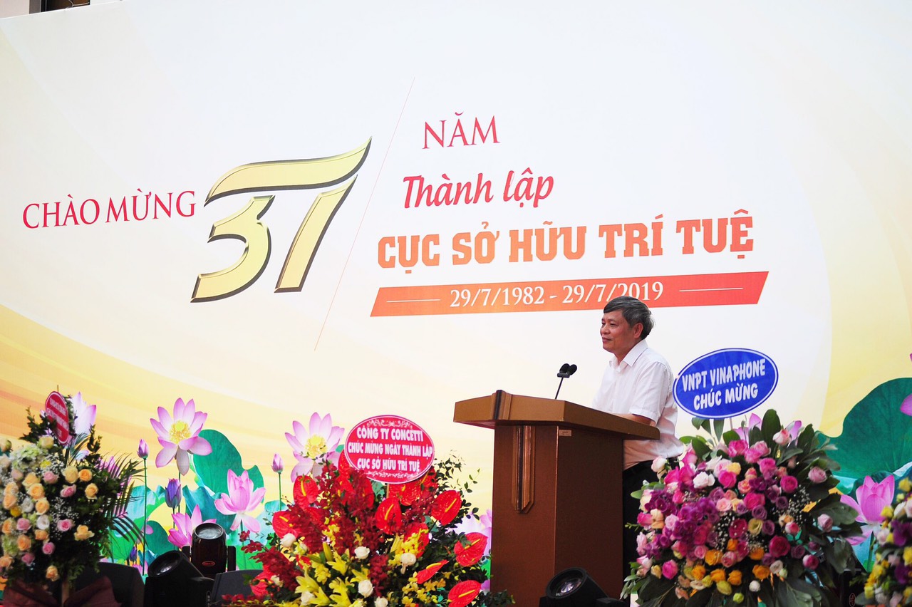 Thứ trưởng bộ KH&CN Phạm Công Tạc phát biểu tại buổi lễ.