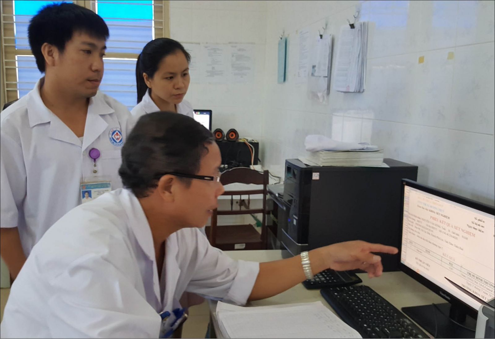 Thực hiện quy trình khám chữa bệnh thông minh ở bệnh viện thị xã Hương Thủy