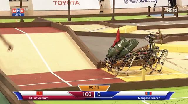 RObot của đội tuyển Việt Nam thi đấu tại vòng bán kết với đội tuyển Mông Cổ 
