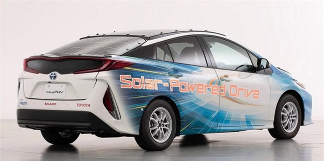 Toyota muốn chế tạo xe điện chạy bằng năng lượng mặt trời có thể hoạt động mãi mãi không cần dừng lại để sạc - Ảnh 4.