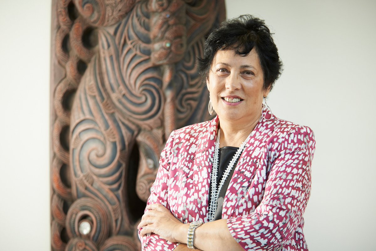 Nhà nhân chủng và giáo dục Linda Tuhiwai Te Rina Smith (1950)