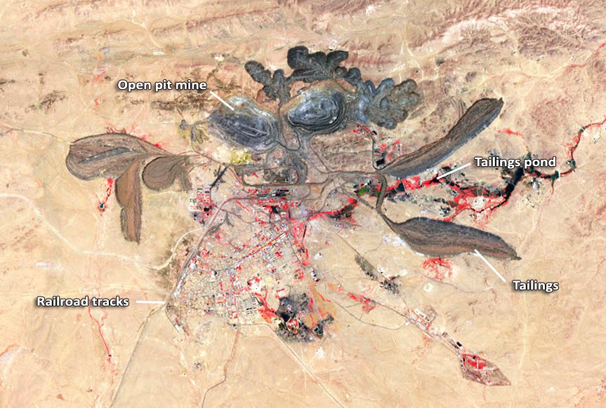 Khu mỏ đất hiếm tại Nội Mông, ảnh do vệ tinh của NASA chụp.