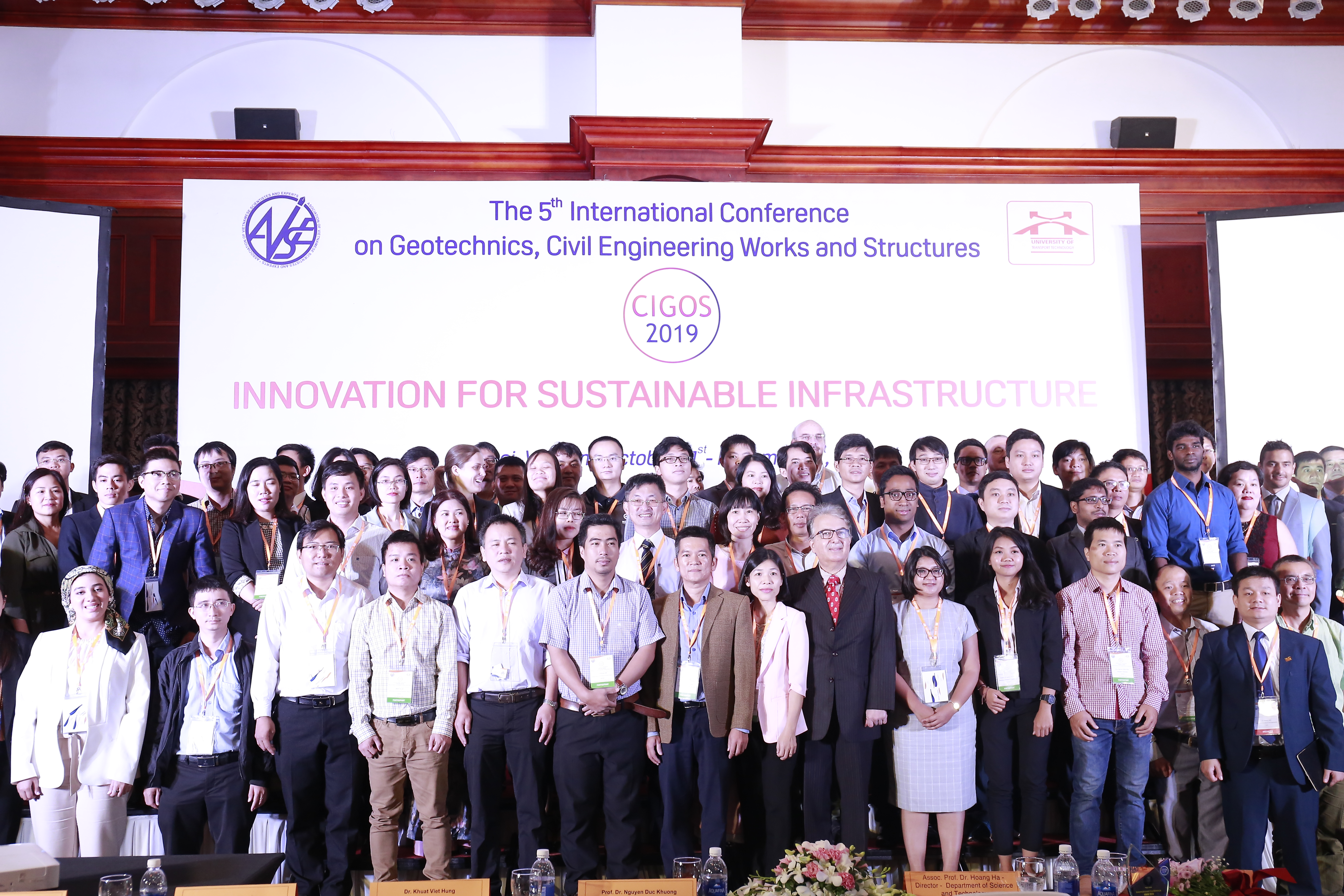 Các học giả tham dự hội thảo CIGOS 2019 | Ảnh: Ngô Hà