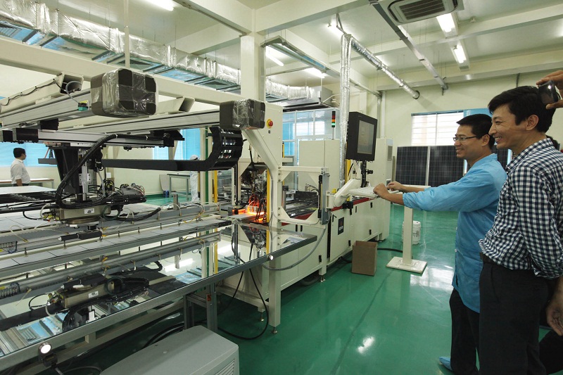 Một dây chuyền sản xuất của Trung tâm Nghiên cứu chuyển giao công nghệ và Giám định công nghệ ở Khu Công nghệ cao Hòa Lạc – một trong những trung tâm chuyển giao công nghệ lớn nhất Việt Nam hiện nay. Nguồn: MOST