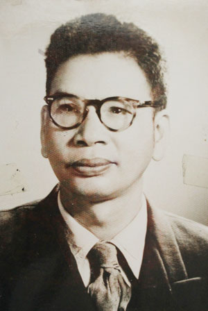 Giáo sư Trần Huy Liệu