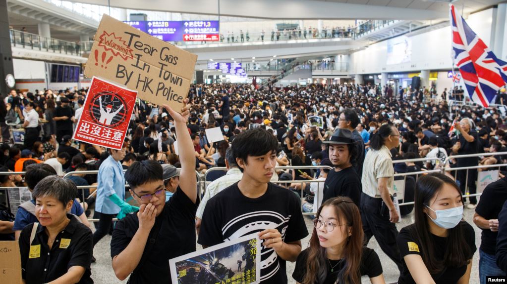Người dân Hongkong nổi giận vì dự luật dẫn độ do Chính quyền đề xuất. Ảnh: SMCP.