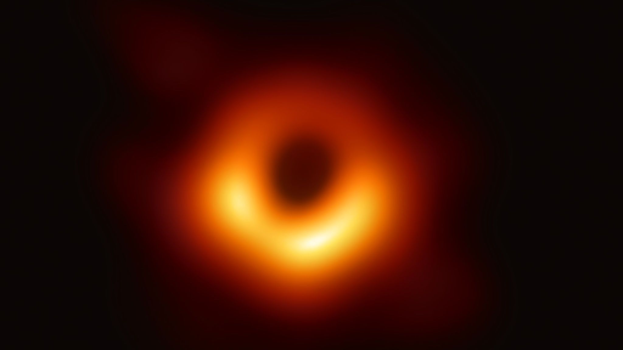Bức ảnh đầu tiên chụp lỗ đen ở trung tâm thiên hà Messier 87. Ảnh: EHT.