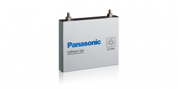 Loại cell pin lăng trụ của Panasonic, được thiết kế để tối ưu hóa diện tích. Ảnh: Panasonic. 