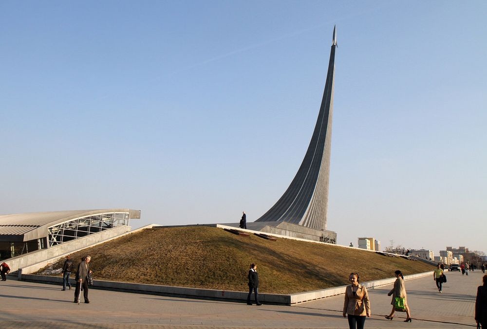 Đài kỷ niệm thành tựu không gian của Liên Xô. Ảnh: Flickr.