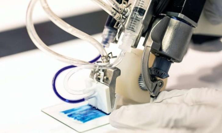 Máy in sinh học dùng trong điều trị bỏng- Ảnh : University of Toronto Engineering