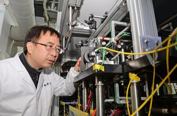 Pan Ji Wei là người đưa Trung Quốc dẫn đầu thế giới về truyền thông lượng tử. Nguồn: China daily.
