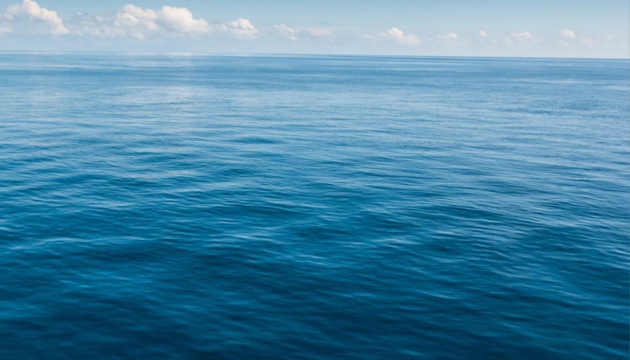 Đại dương hoạt động như một bể chứa CO2 khổng lồ. Ảnh: Depositphotos.