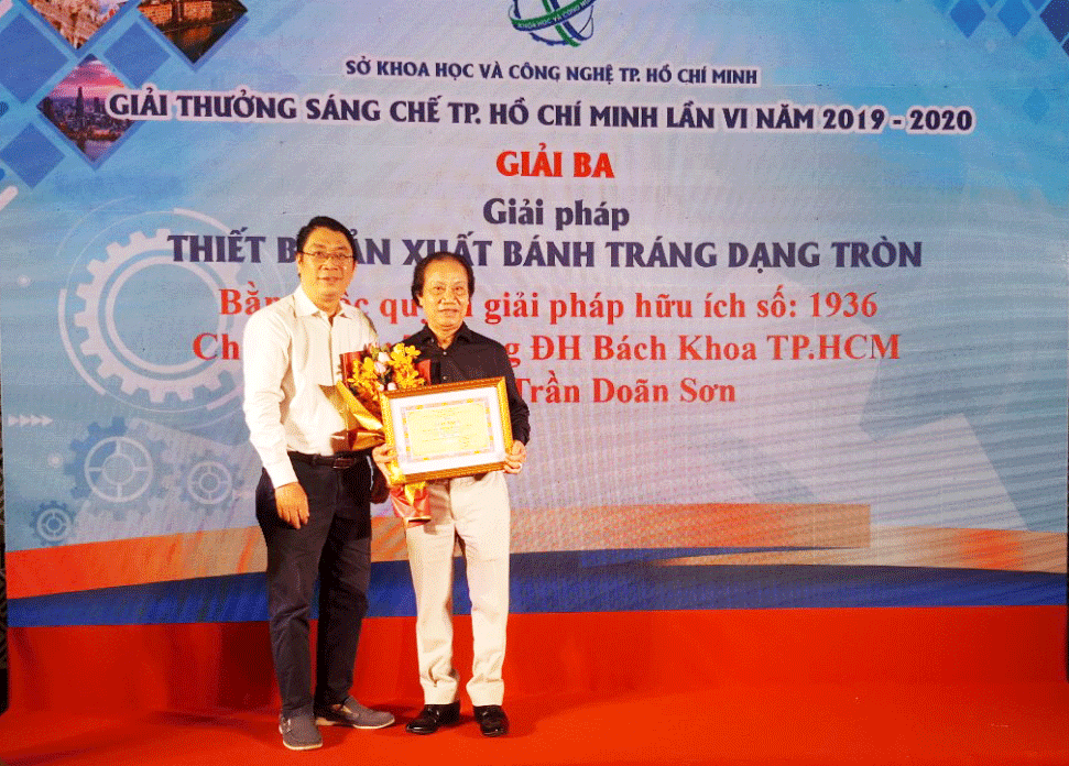 Tác giả Trần Doãn Sơn nhận Giải Ba sáng chế 