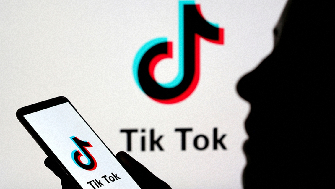 Mạng video ngắn TikTok hiện có hơn một tỷ người dùng. Ảnh: Reuters.