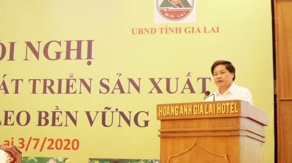 Thứ trưởng Bộ NN&PTNT Lê Quốc Doanh phát biểu chỉ đạo tại Hội nghị Thúc đẩy phát triển chanh leo bền vững