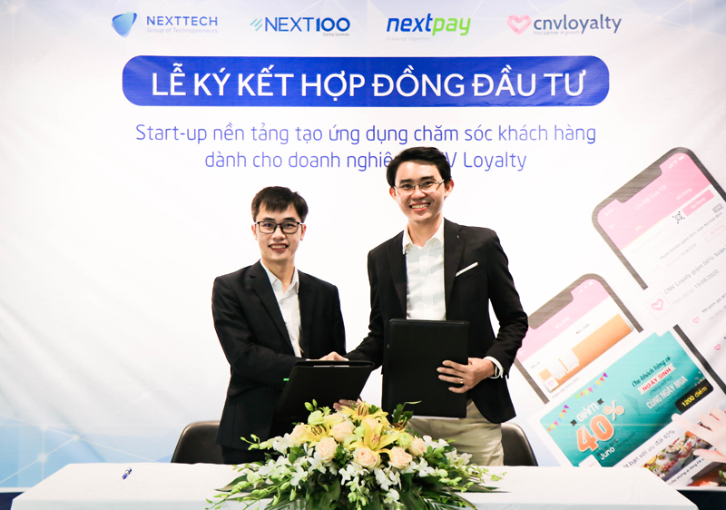 Ông Nguyễn Hữu Tuất – CEO NextPay và ông Nguyễn Tuấn Phú – Founder & CEO  CNV Loyalty trong Lễ ký kết hợp đồng đầu tư.