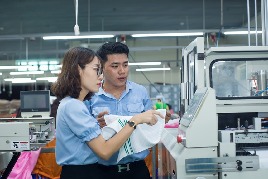 Tổng công ty Cổ phần Phong Phú áp dụng nhiều công nghệ hiện đại trong dệt may. Ảnh: Cao Thắng/saigondautu.com.vn