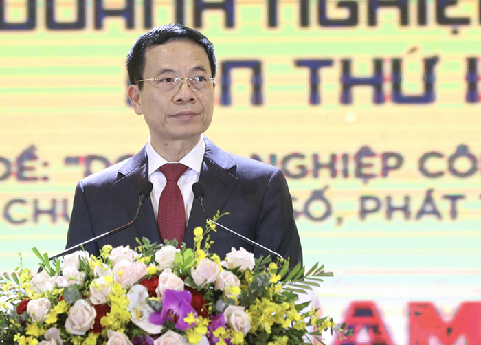 Bộ trưởng Bộ Thông tin và Truyền thông Nguyễn Mạnh Hùng phát biểu tại sự kiện. Nguồn: Vnexpress.vn