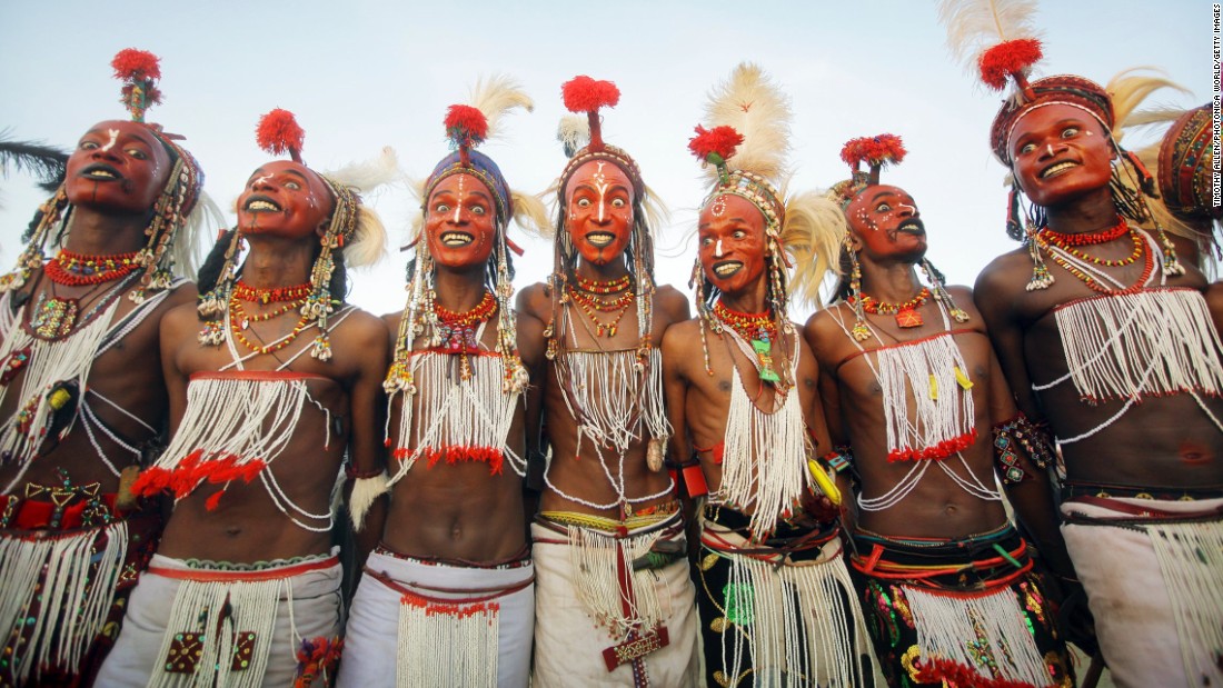 Lễ hội Cure Salée mừng kết thúc mùa mưa của người Wodaabe, một bộ lạc ít người sinh sống ở châu Phi.